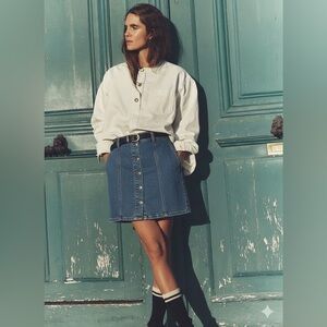 Xirena SYDELLE Denim button front Mini Skirt in Mid Blue small